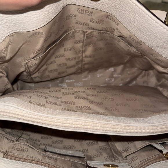 Michael Kors Hamilton EW Tote Soft Pebbled Leather Vanilla - Picture 7 of 8